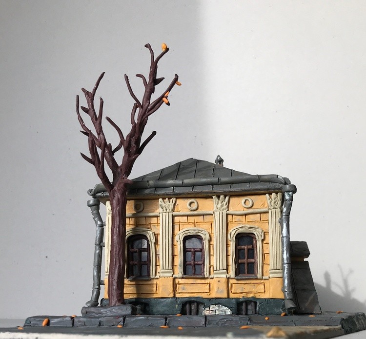 A little House, plasticine, cardboard, 25x17.5x20 cm