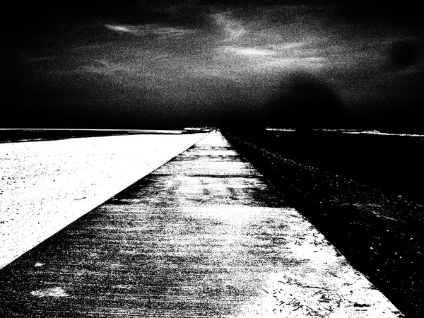 Vanishing Lines In Black and White