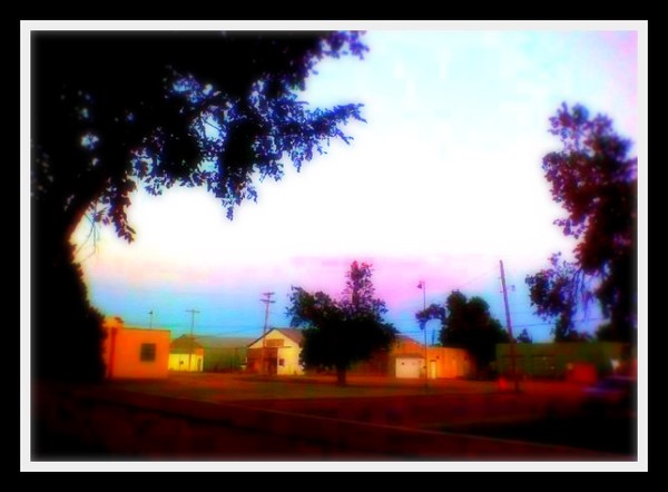 Color in the Neighborhood