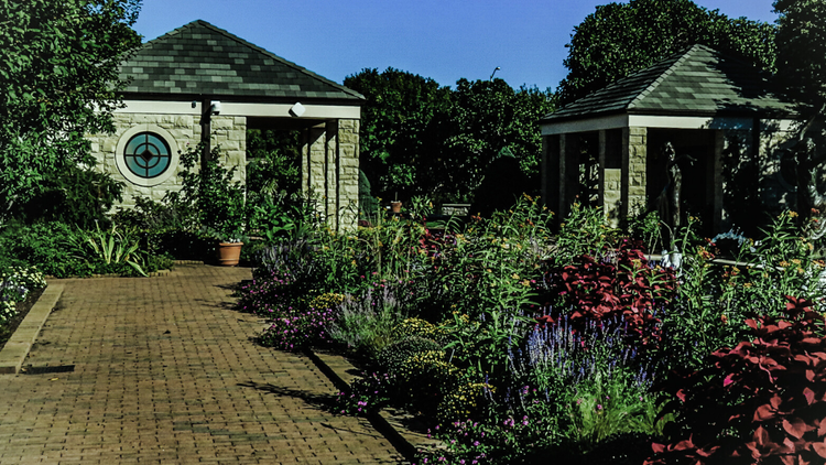 Kauffman garden side building
