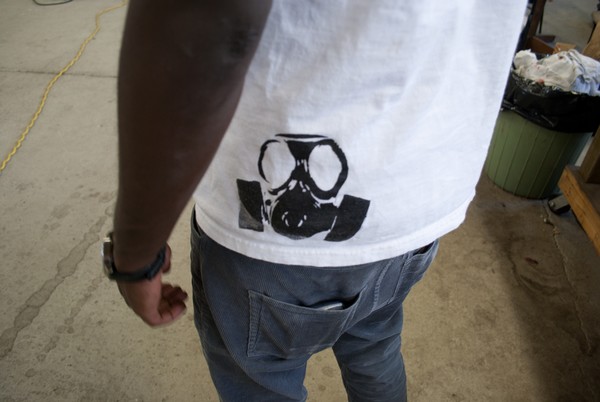 The UFO custom gas mask on the back of the UFO T