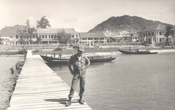 Vietnam\CamRahnBay\Soldier\Army