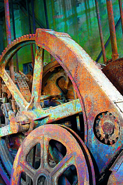 Old Gold Digger Gears