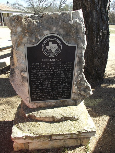 Luckenbach