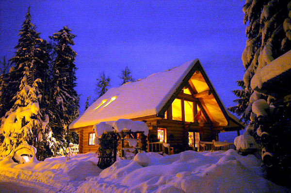 'A WINTER'S NIGHT IN THE KOOTENAYS'