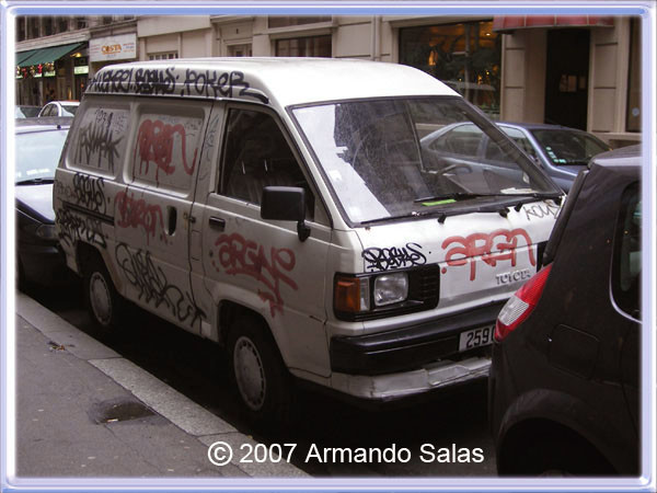 Cars in París