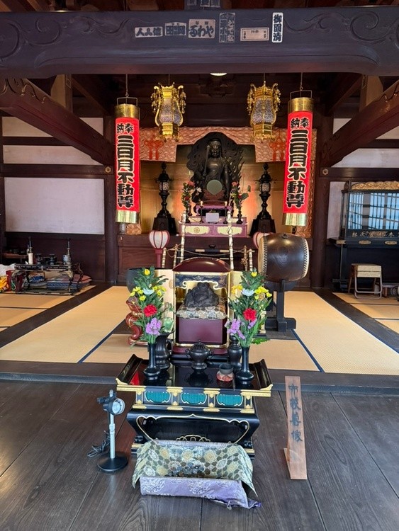 Shinjuku Park, Taiso Ji Buddhist Temple, July 15, 2025, photo: James Brasic