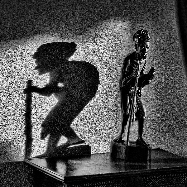 the escaping shadow