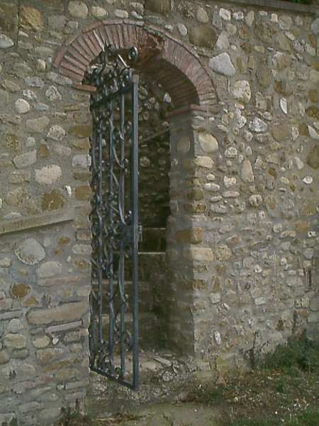 Come in! Find out the secrets inside...