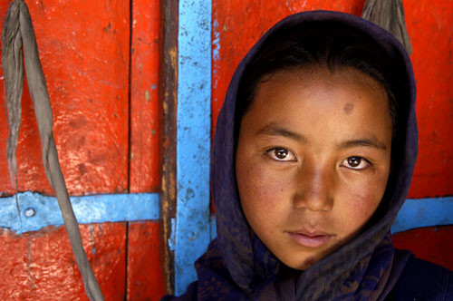 girl at dhankar monestary, spiti