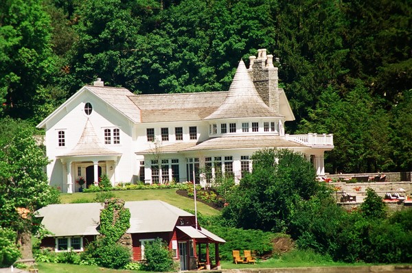 Mansion on the Lake