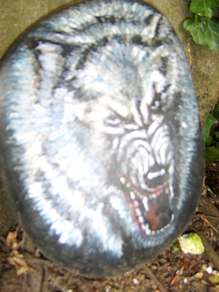 wolf gardian