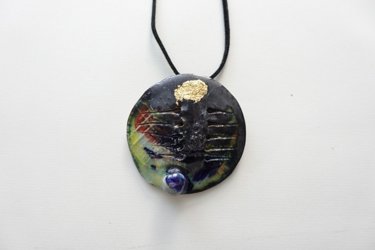 Women's American Fashion Jewelry .Necklace Ceramic ,Porcelain ,Palladium Lustre ,Gold .Gomolka Art 