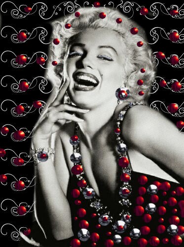 Marilyn in red and silver