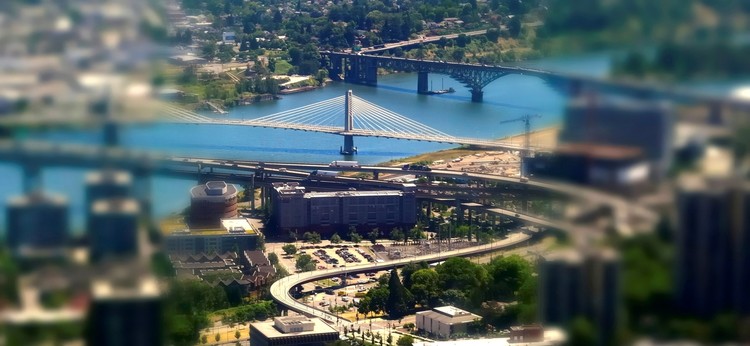 Tilicum Bridge