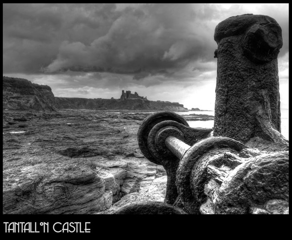 Tantallon Castle Ruins