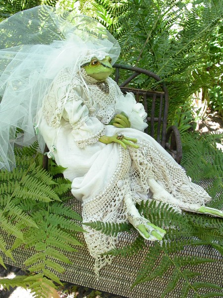 Froggy Wedding