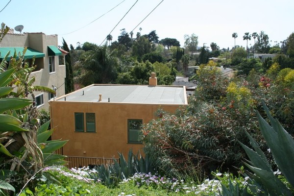 HIDDEN HOUSE