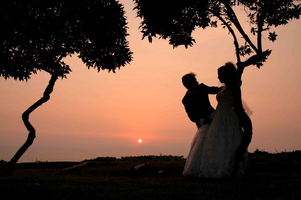 ROMANCE
