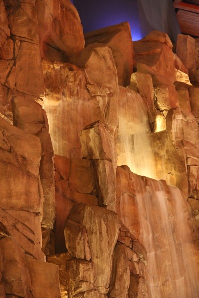 Mohegan Rockcliff waterfall