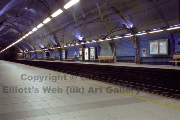 Lisbon on The Move: Number 6 (2004)
