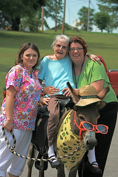 A NUrsing Home Visit-MOM