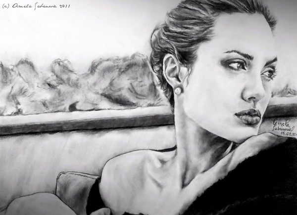 Angelina Jolie