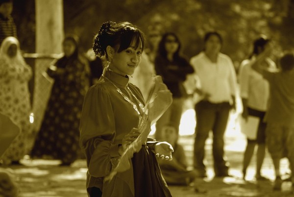 Fan Dancer
