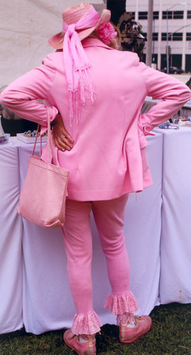 DO YOU HAVE ANYTHING IN PINK?