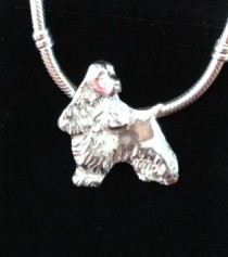 ecsfullbodyinsilvershownonnecklace
