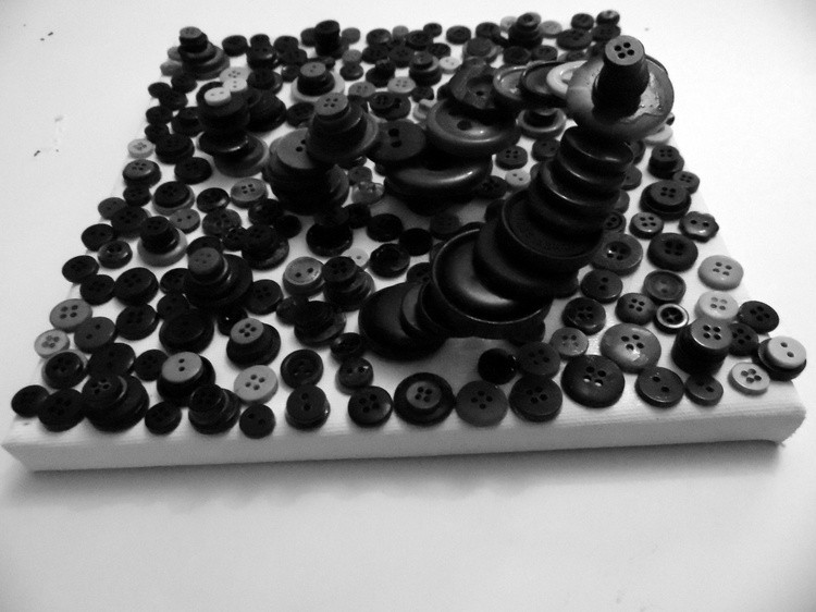  Unusual crowd on an unusual chessboard.