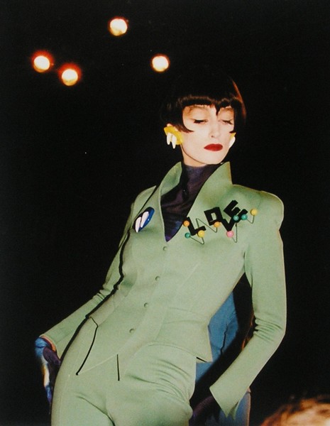 Fashion Show in Paris - LOVE for fashion -