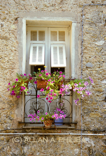Window on the French Riviera