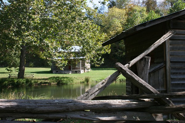 Country Drive (Photo)