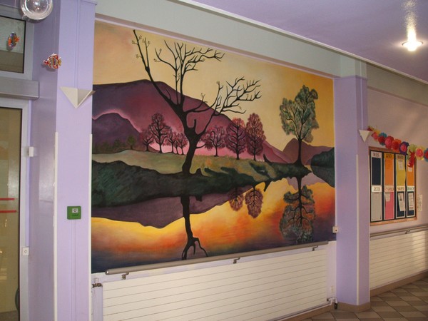 Mural scene reflect