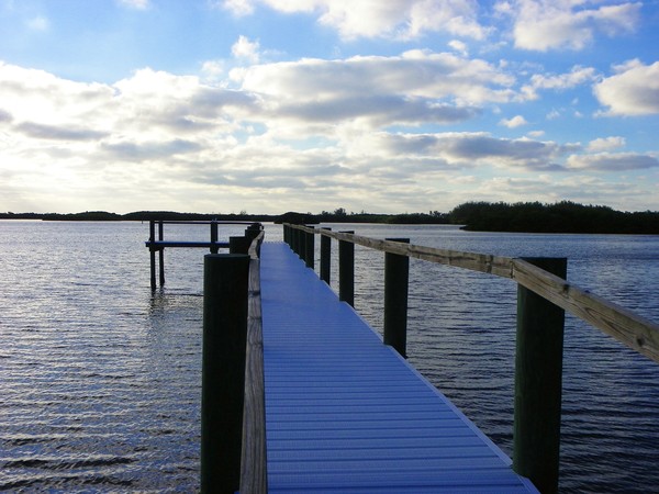 DOCK ON THE BAY