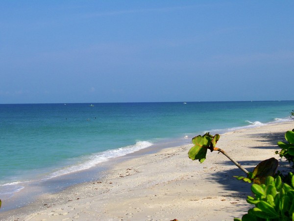 PRIVATE BEACH