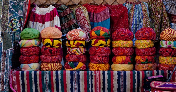 Turbans for sale, inside Jaisalmer Fort