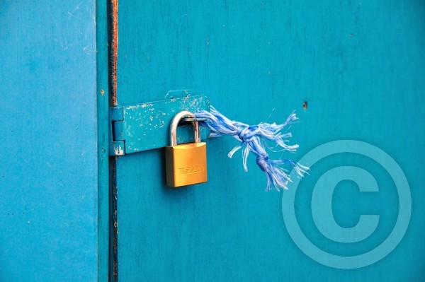 gold padlock