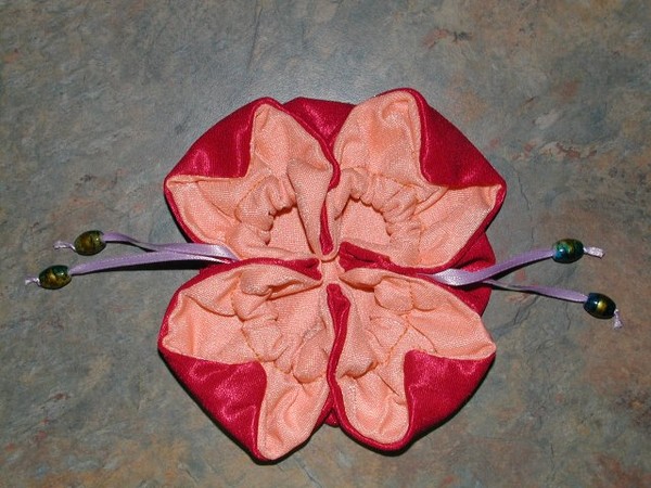Chrysanthemum bag