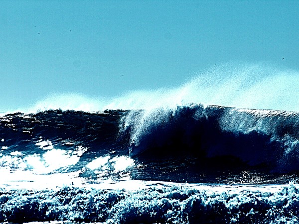P1230183 - Large Wave - boost cross process tint hdrish - sharpen boost