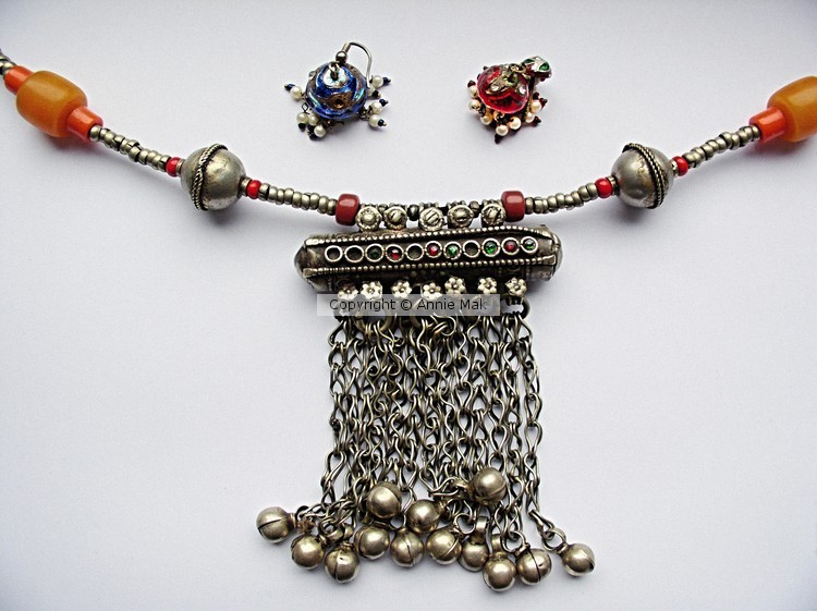 chain tassle pendament