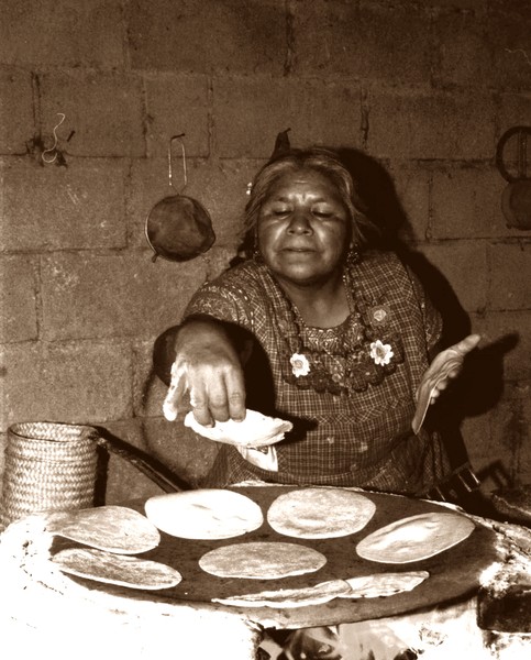Echando Tortillas