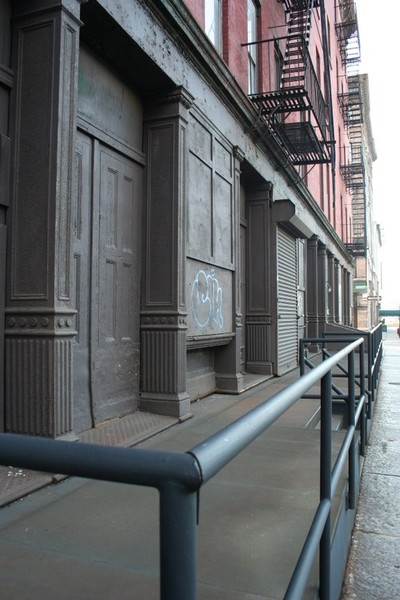 WALKWAY