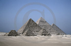GIZA PYRAMIDS/EGYPT