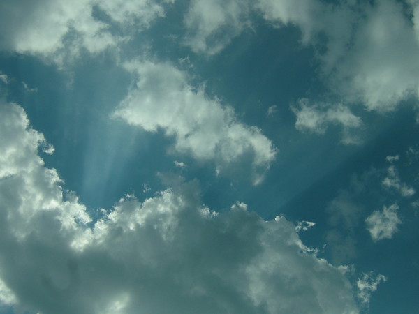Clouds illusion