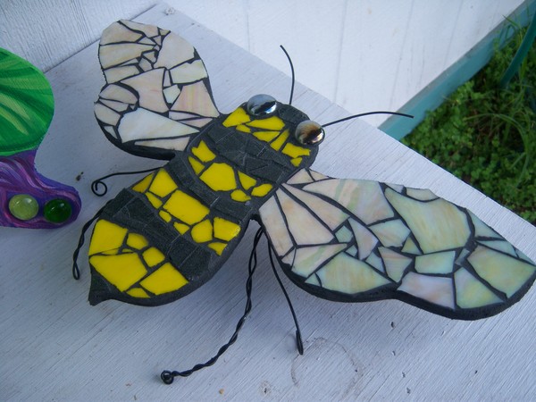 bee mosaic