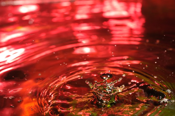 Absinthe on Red