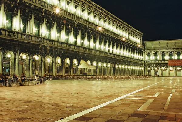 Venice By Night-4