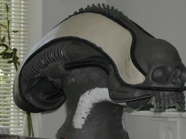 sculpture of the 1979 alien head 